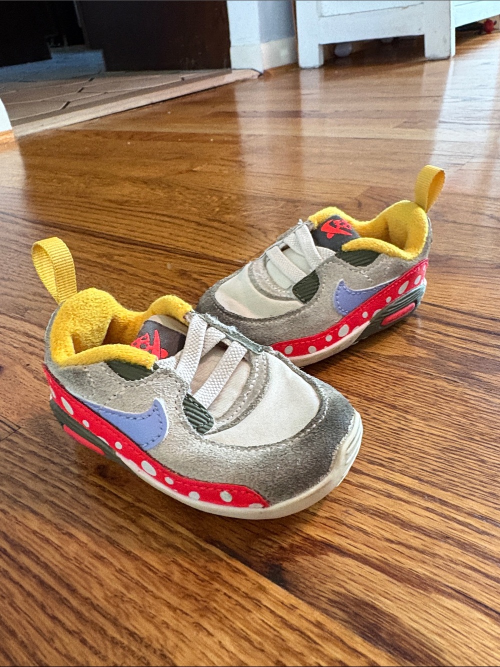 Nike Baby Kids Multicolor Velcro Athletic Shoes - Yellow, Red & Purple Size 3C